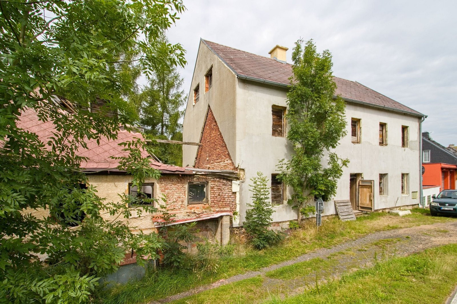 Prodej domu 431 m² s pozemkem 242 m² – fotografie 2