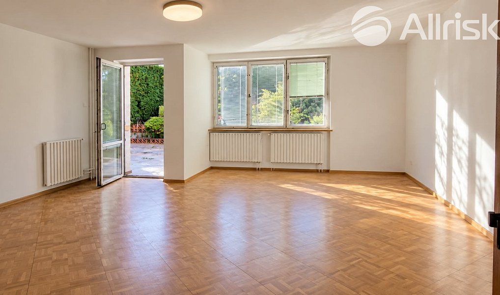 Prodej domu 242 m² s pozemkem 787 m², Vizovice – náhled fotky 2