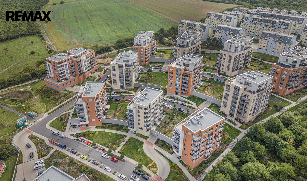 Prodej bytu 2+kk 46 m², Praha – náhled fotky 12