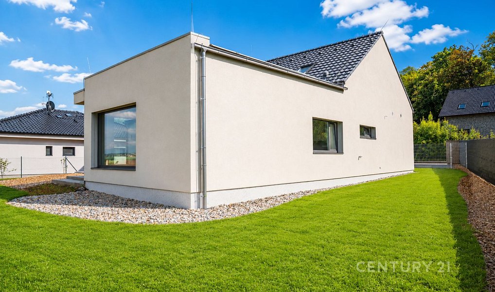 Pronájem domu 236 m² s pozemkem 1 500 m², Benešov – náhled fotky 9