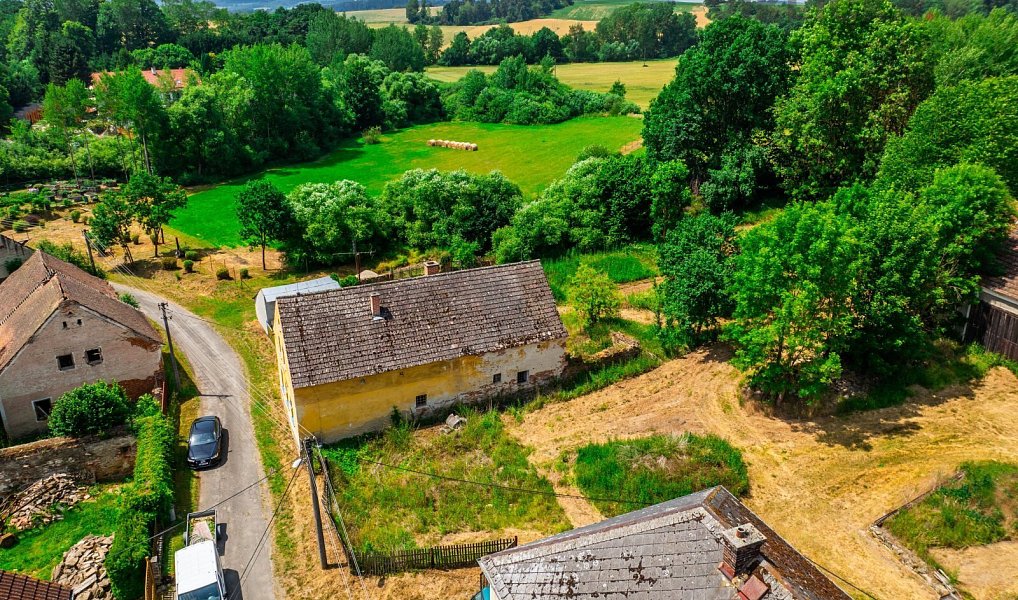 Prodej domu 150 m² s pozemkem 2 979 m², Hostouň – náhled fotky 5