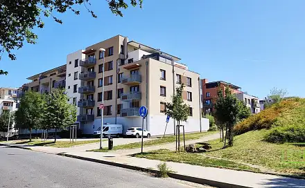 Parkovací stání, Praha - Čakovice, Praha 9