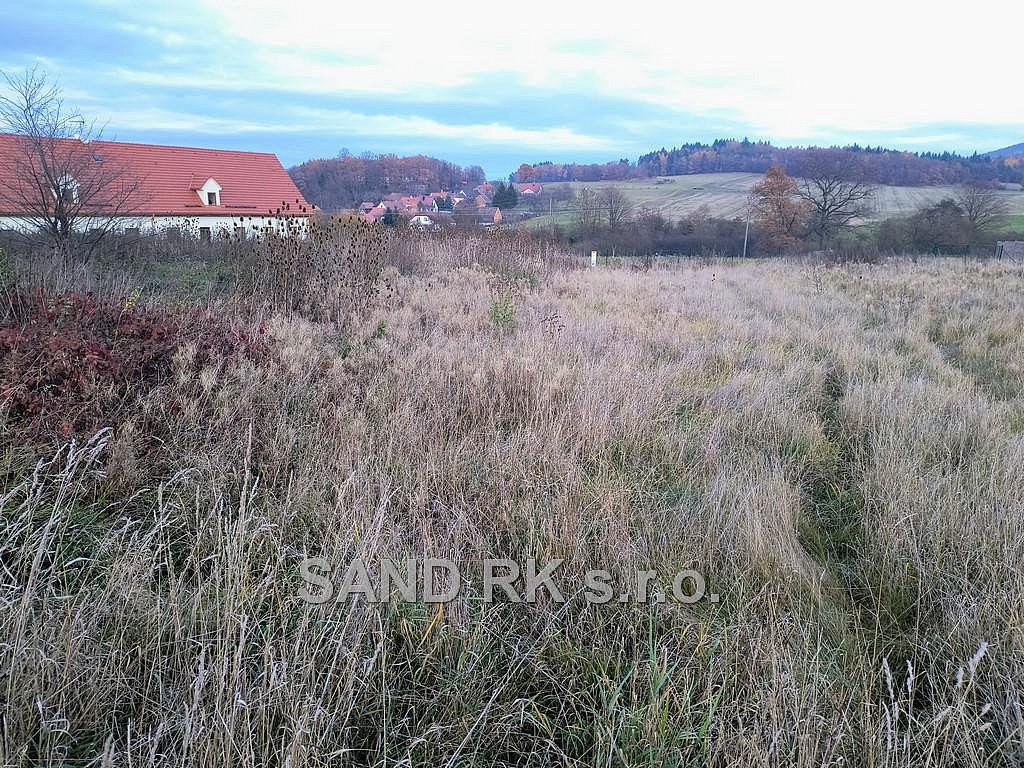Prodej stavebního pozemku 864 m² – fotografie 5