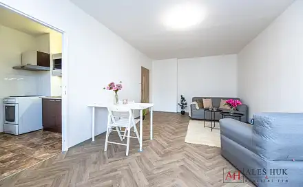 Prodej bytu 1+1 35 m², Tádžická, Praha 10 - Vršovice