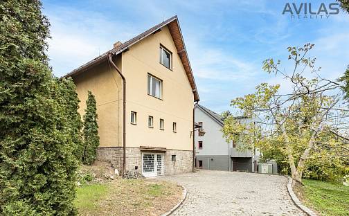 Prodej domu 318 m² s pozemkem 612 m², V chaloupkách, Praha 9 - Hloubětín