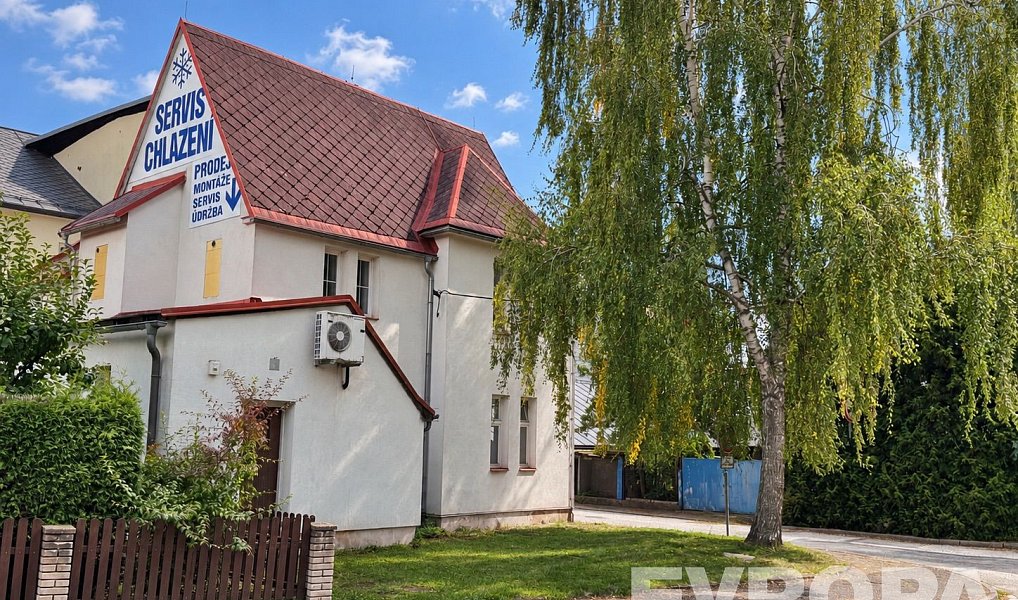 Prodej domu 210 m² s pozemkem 282 m², Nová Paka – náhled fotky 4
