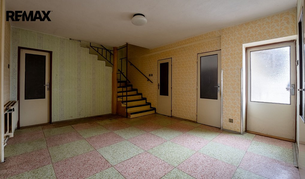 Prodej domu 180 m² s pozemkem 362 m², Lipov – náhled fotky 3