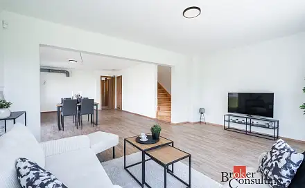 Pronájem domu 119 m² s pozemkem 348 m², Pechlátova, Kladno - Dubí