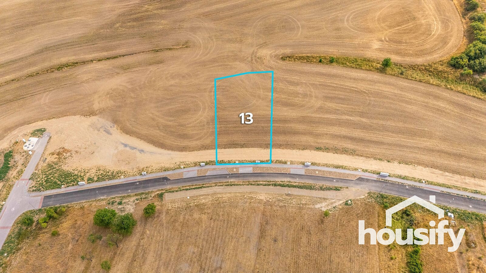 Prodej stavebního pozemku 1 720 m²