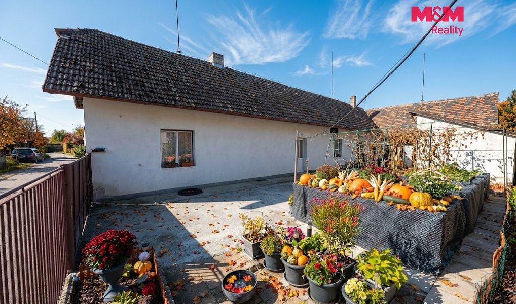 Prodej domu 213 m² s pozemkem 443 m², Holice – náhled fotky 4