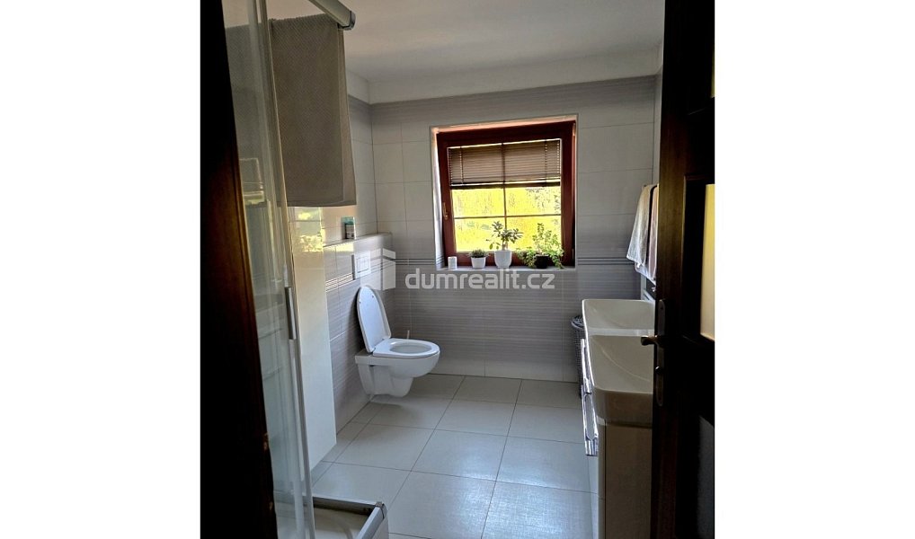 Prodej domu 267 m² s pozemkem 1 050 m², Pařezov – náhled fotky 7