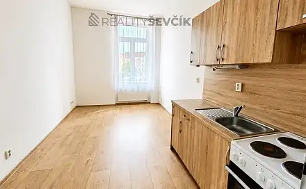 Pronájem bytu 2+kk 42 m²