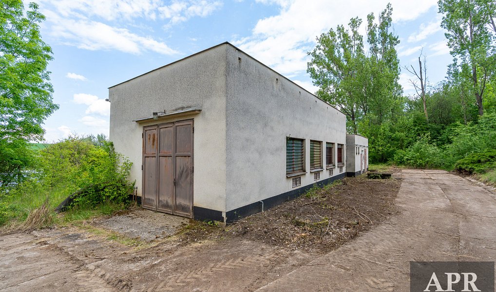 Prodej komerčního objektu (jiného typu) 192 m², Hluk – náhled fotky 8