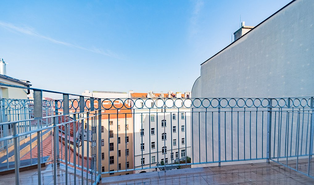 Pronájem bytu 2+kk 73 m², Praha – náhled fotky 10