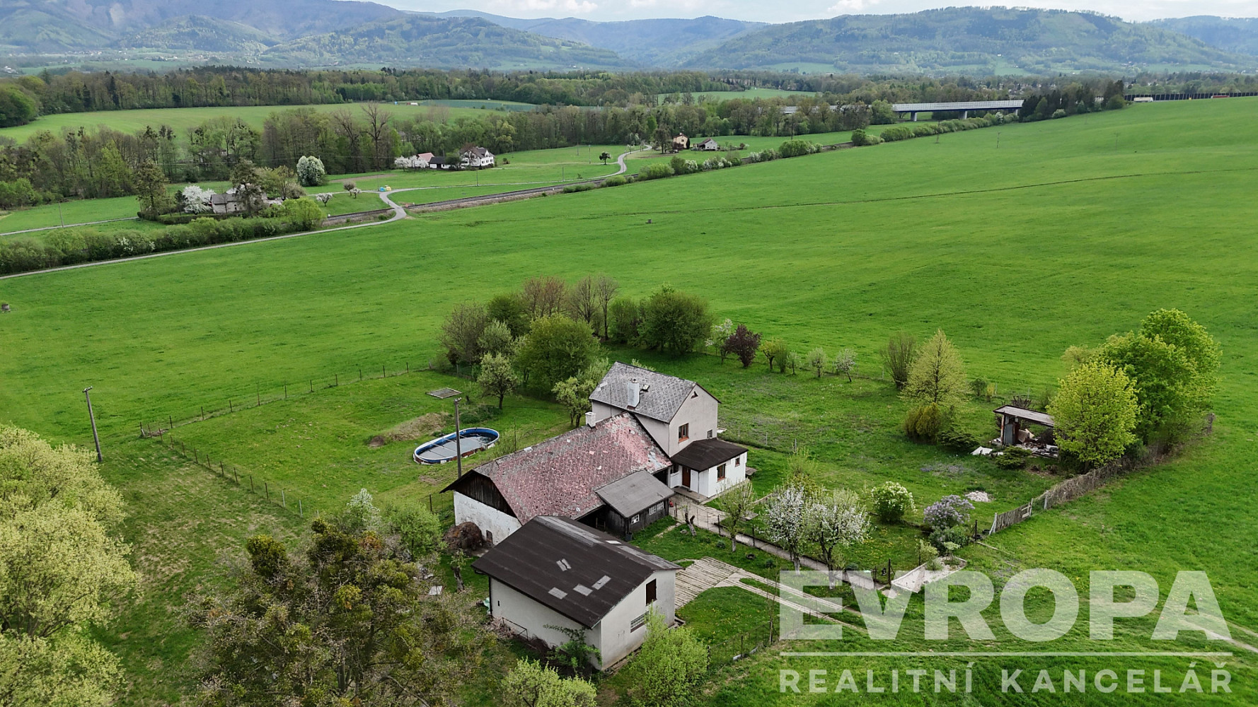 Prodej domu 330 m² s pozemkem 3 912 m² — photo 4