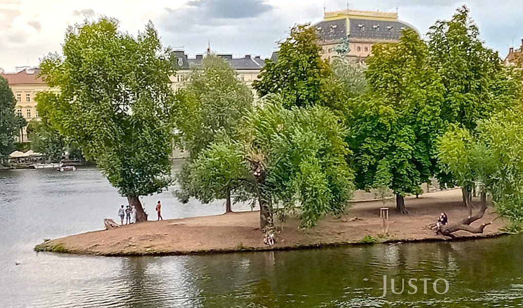 Pronájem bytu 3+1 80 m², Praha – náhled fotky 9