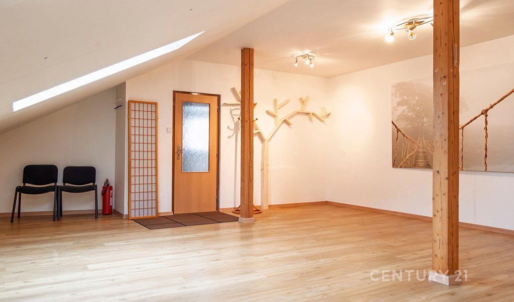 Pronájem obchodních prostor 82 m², Hranice – náhled fotky 4