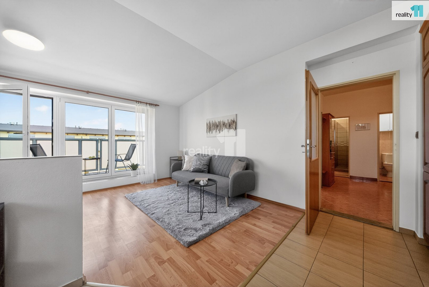 Prodej bytu 2+kk 58 m² — photo 2