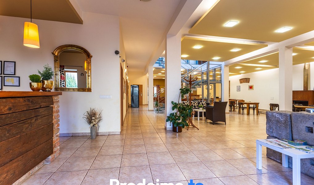 Prodej ubytovacího objektu 1 593 m², Znojmo – náhled fotky 4