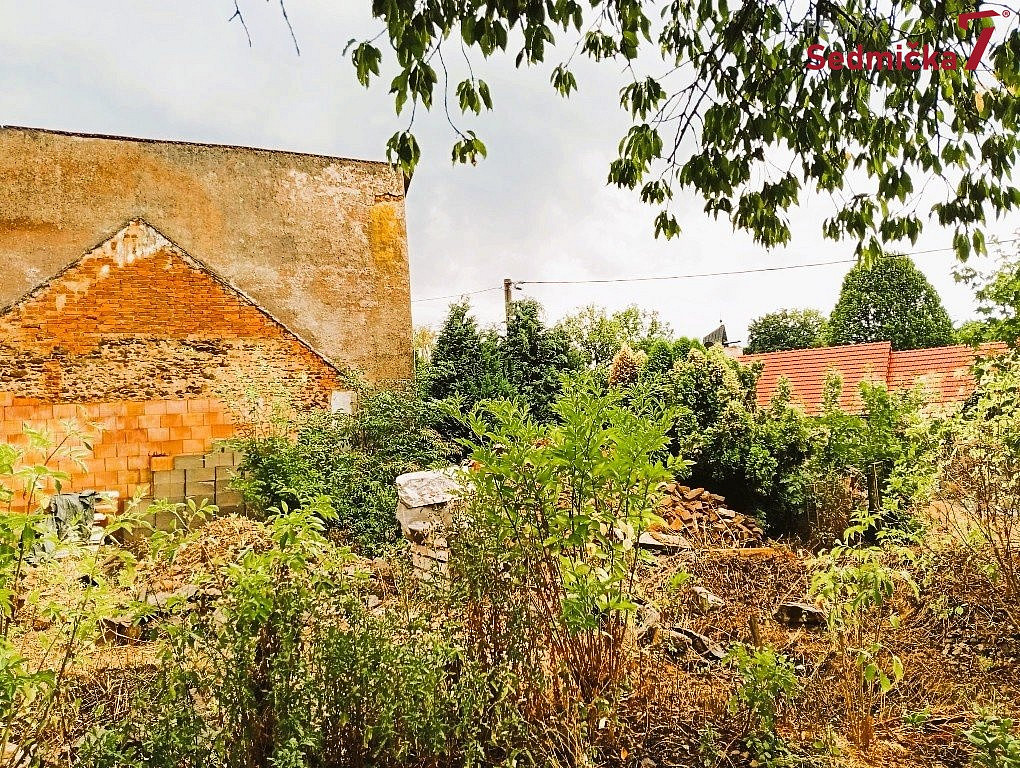 Prodej stavebního pozemku 371 m² – fotografie 5