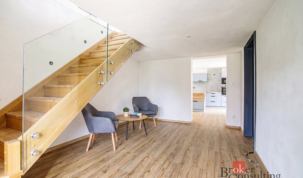 Prodej domu 257 m² s pozemkem 767 m², Staré Město – náhled fotky 4