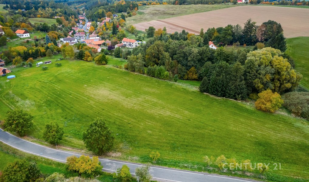 Prodej stavebního pozemku 5 247 m², Církvice – náhled fotky 9