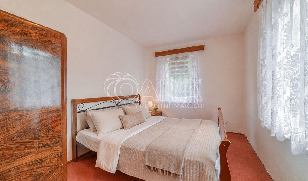 Prodej domu 306 m² s pozemkem 954 m², Podhradí – náhled fotky 9