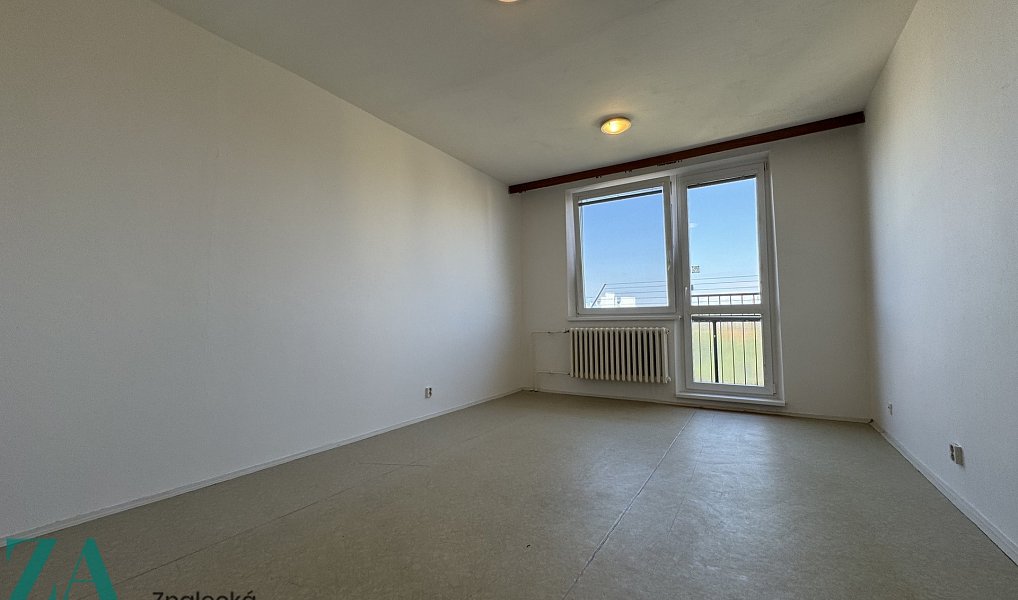 Pronájem bytu 1+kk 28 m², Hodonín – náhled fotky 3