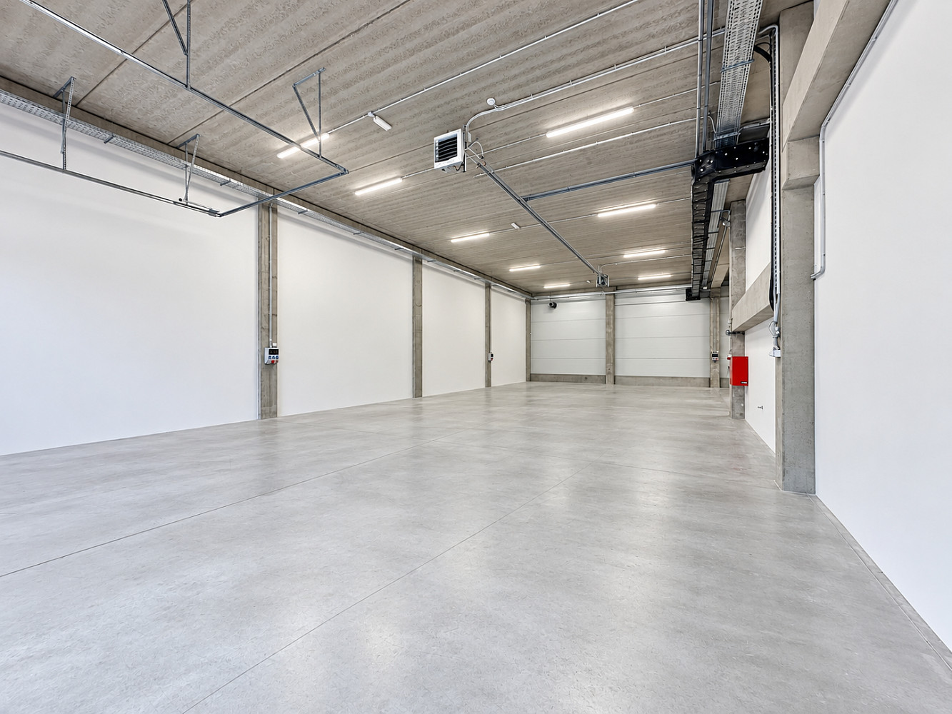 Pronájem skladovacích prostor 550 m² – fotografie 2