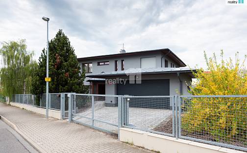 Prodej domu 432 m² s pozemkem 1 354 m², K Hájku, Praha 10 - Královice