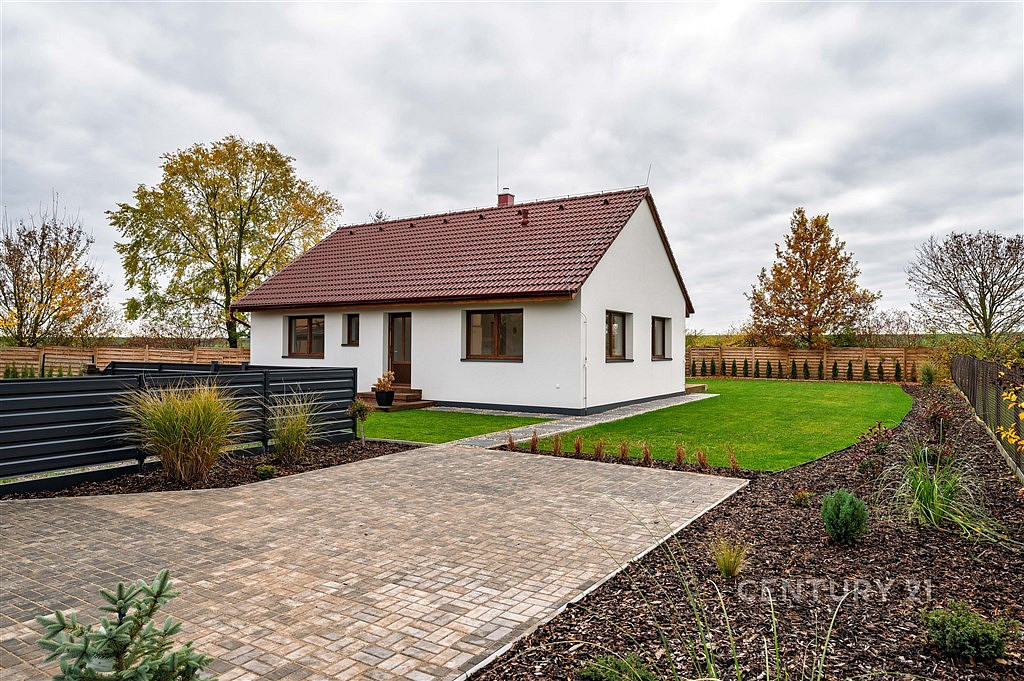Prodej domu 93 m² s pozemkem 844 m²