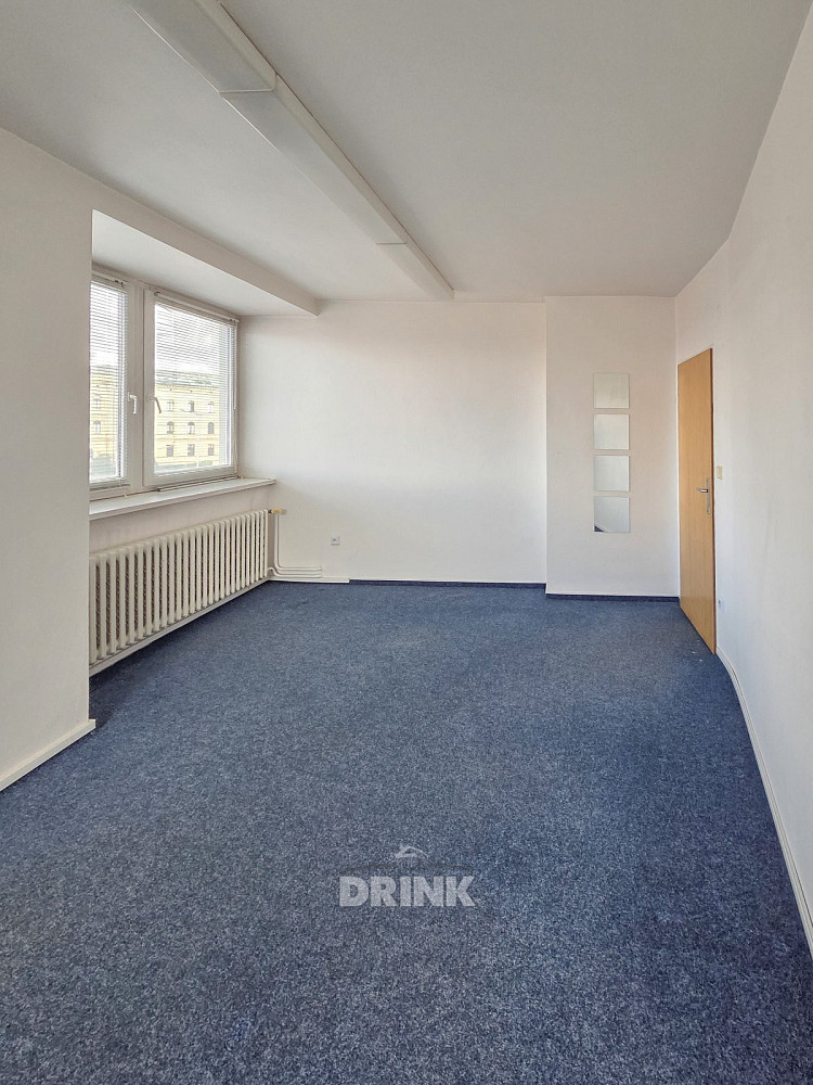 Pronájem kanceláře 21 m² – fotografie 2