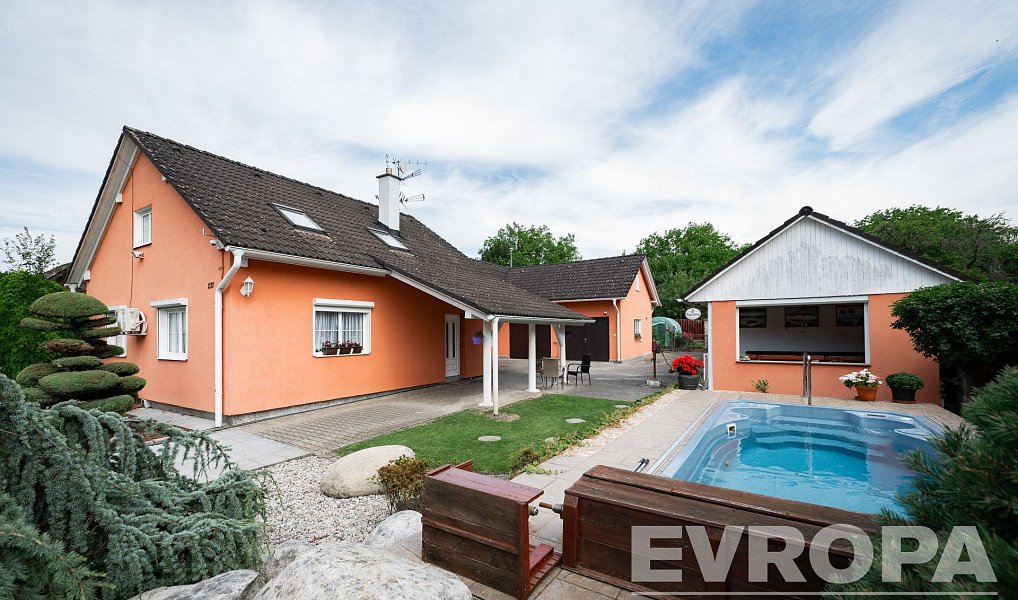 Prodej domu 298 m² s pozemkem 1 166 m², Nová Ves pod Pleší – náhled fotky 8