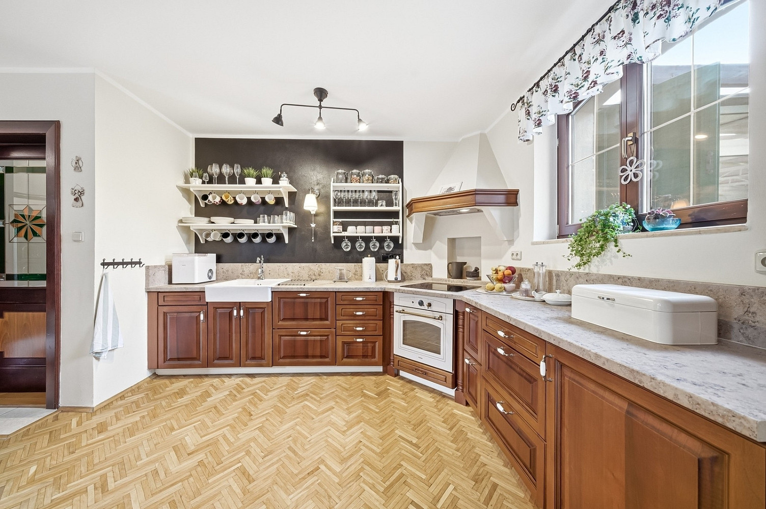 Prodej obchodních prostor 470 m² – fotografie 5