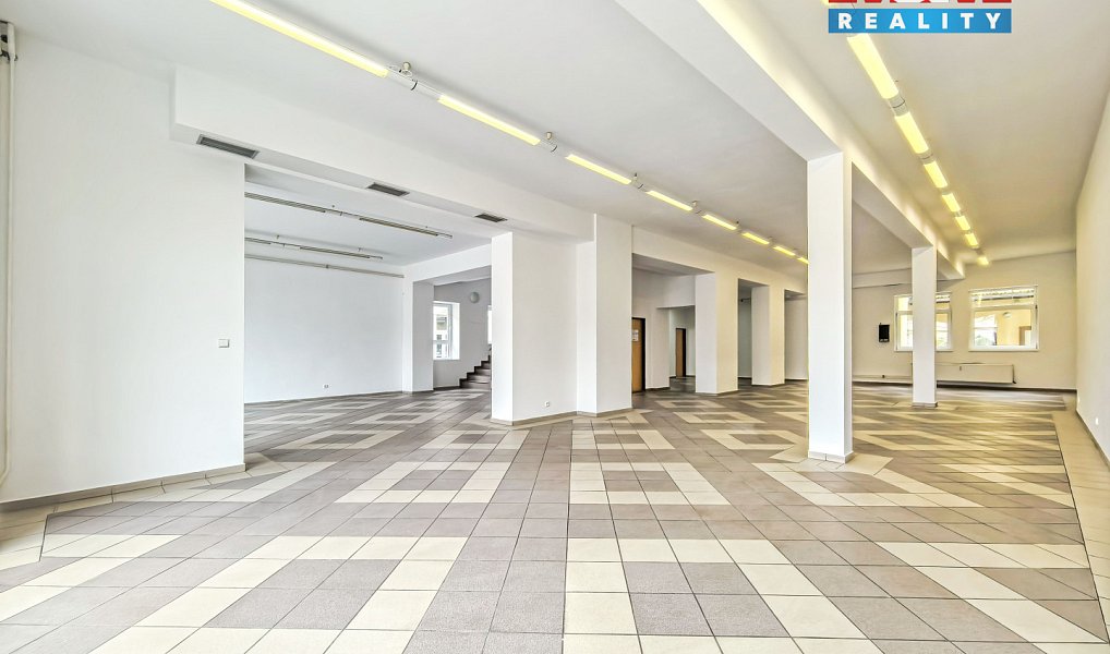 Pronájem obchodních prostor 207 m², Ústí nad Orlicí – náhled fotky 2