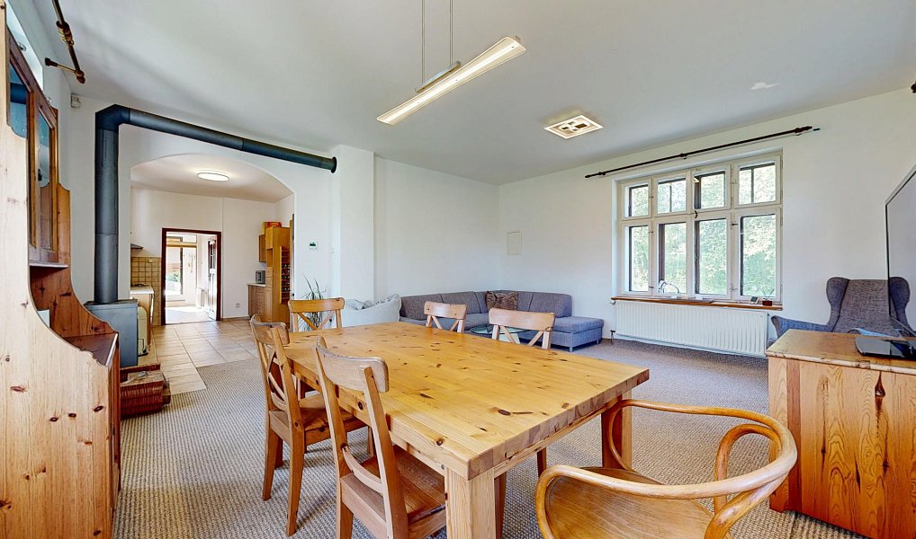 Prodej domu 340 m² s pozemkem 4 725 m², Verneřice – náhled fotky 16