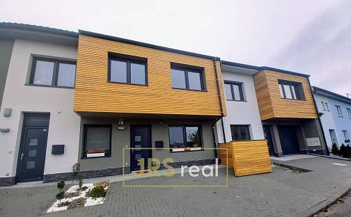 Pronájem bytu 1+kk 32 m², Klobouky u Brna, okres Břeclav