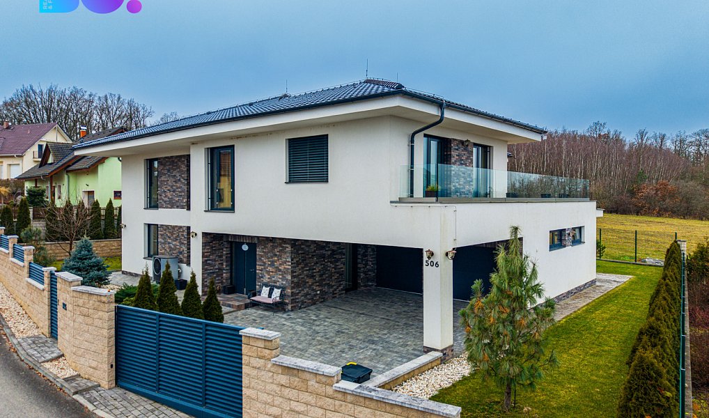 Prodej domu 543 m² s pozemkem 1 009 m², Stará Huť – náhled fotky 29
