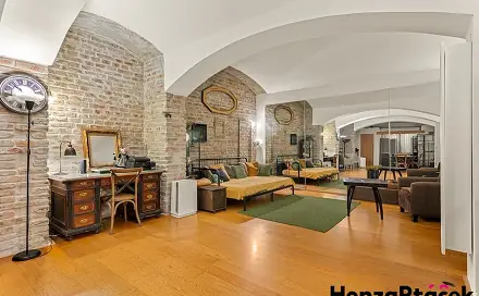 Prodej komerčního objektu (jiného typu) 66 m², Dittrichova, Praha 2 - Nové Město