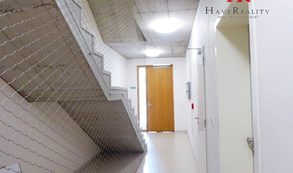 Pronájem kanceláře 35 m², Benešov – náhled fotky 11