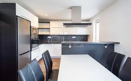 Pronájem bytu 3+1 71 m², Chlumín, okres Mělník