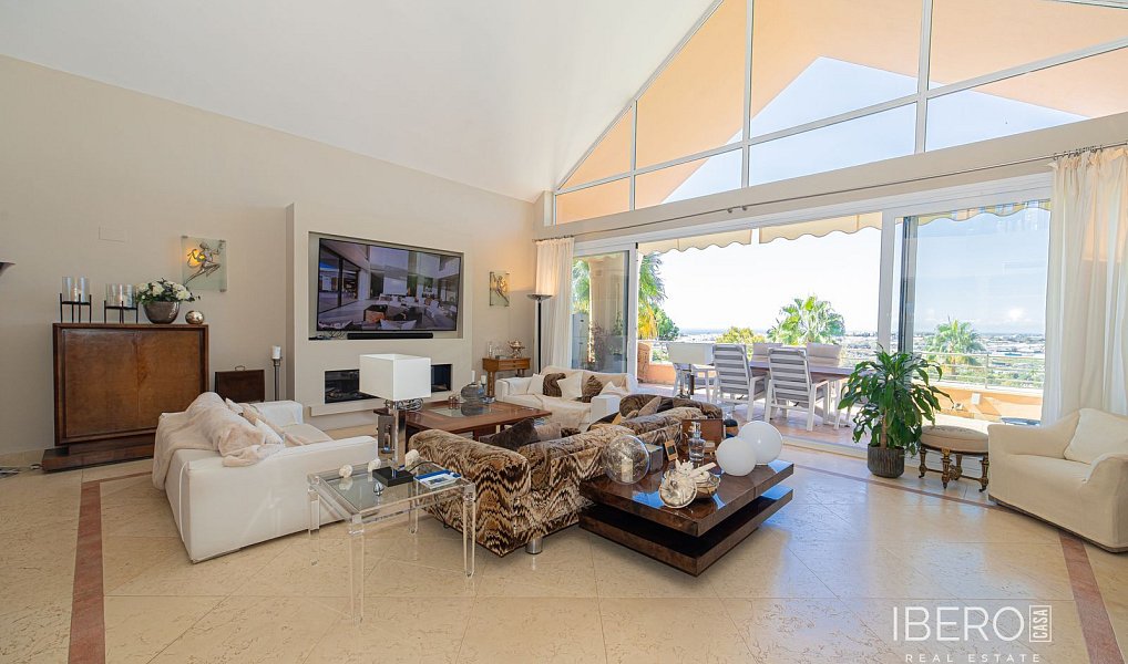Prodej bytu 4+kk, 263 m², Nueva Andalucía