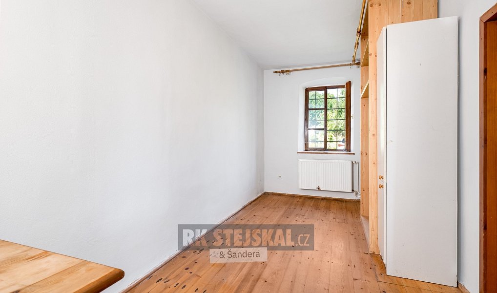 Prodej domu 430 m² s pozemkem 57 892 m², Brloh – náhled fotky 17