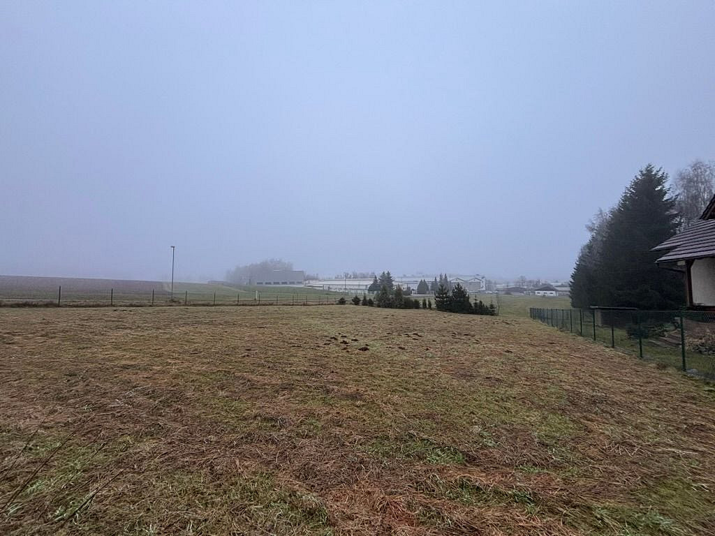 Prodej stavebního pozemku 1 593 m²