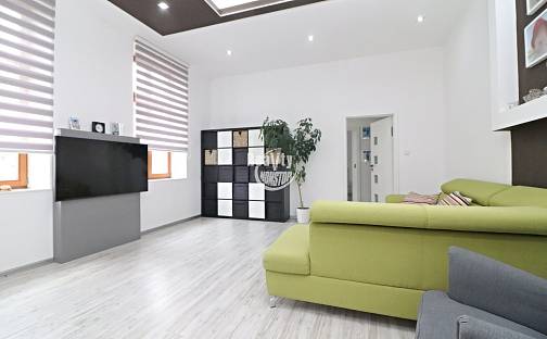 Pronájem bytu 4+1 85 m², Bezručova, Jihlava