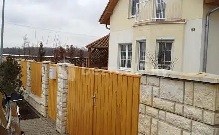 Prodej domu 180 m² s pozemkem 725 m², Lékořicová, Praha 10 - Křeslice