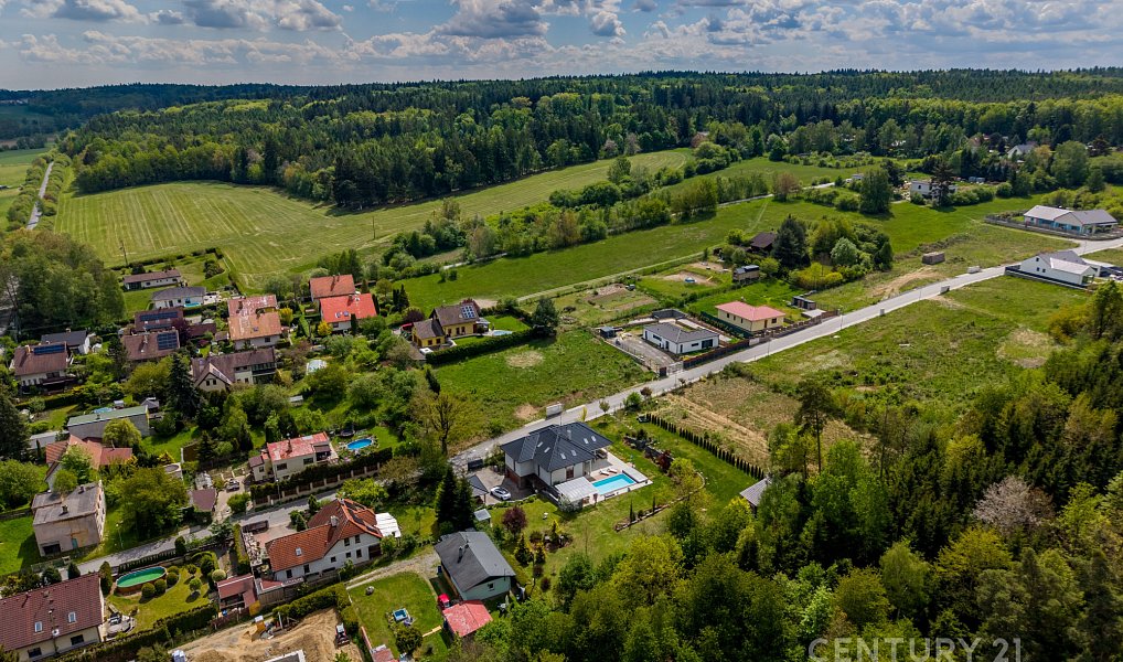 Prodej domu 340 m² s pozemkem 1 893 m², Družec – náhled fotky 27