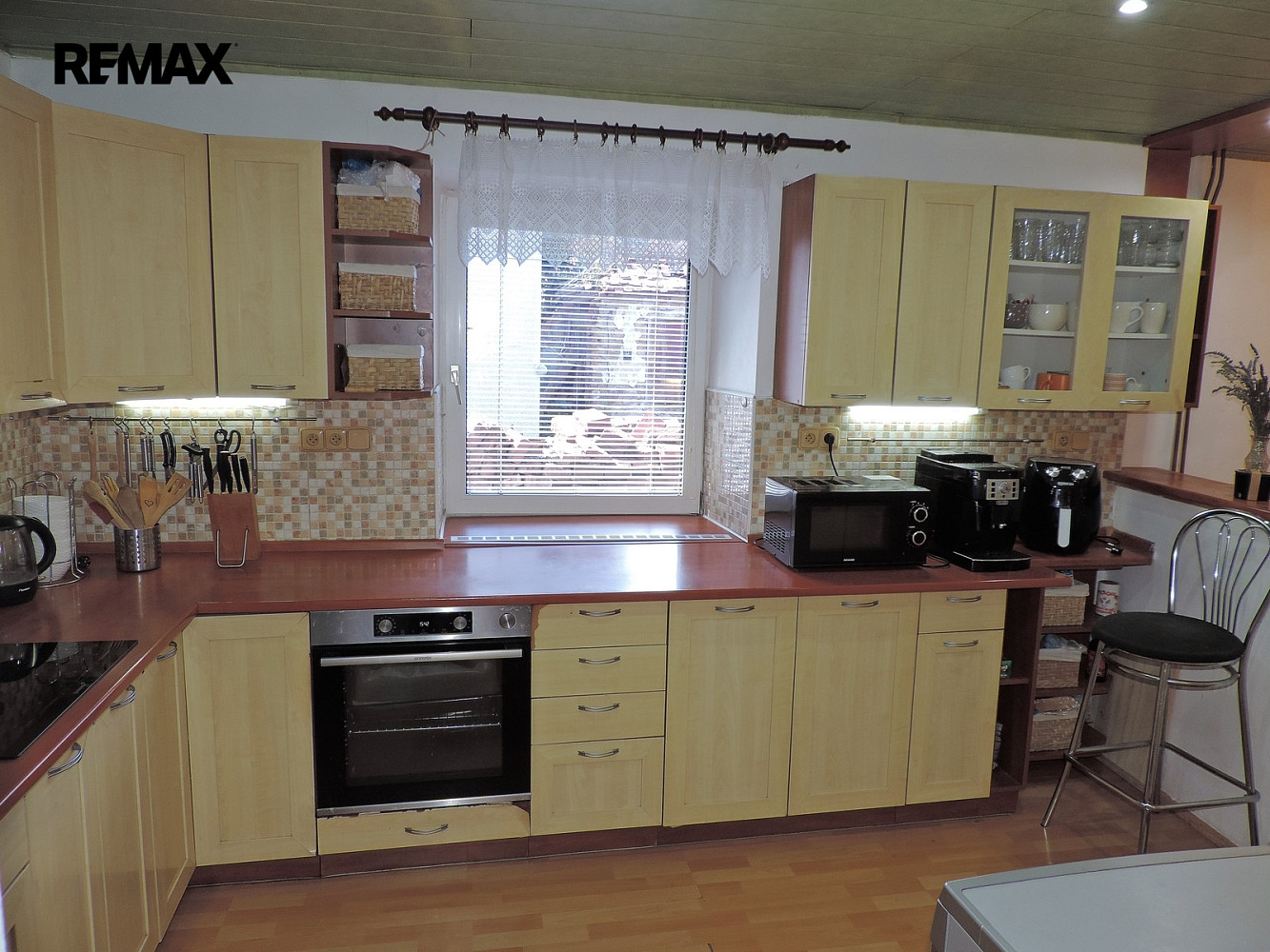 Prodej domu 250 m² s pozemkem 1 290 m²