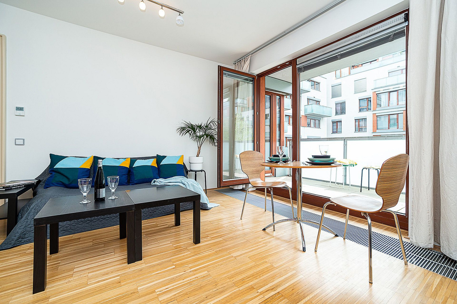 Pronájem bytu 2+kk 60 m² — photo 3