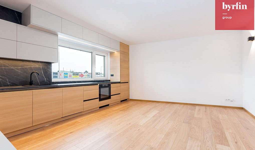 Pronájem bytu 2+kk 52 m², Opava – náhled fotky 2